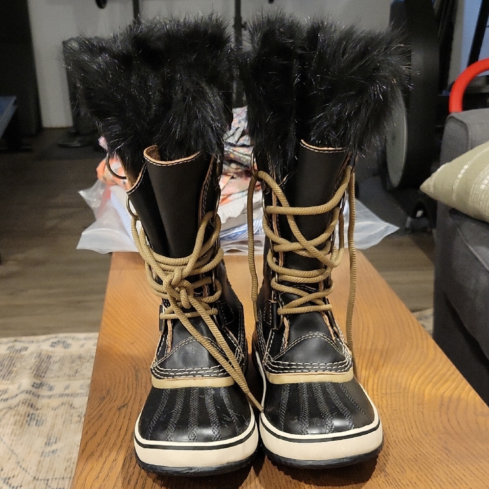 Sorel Joan Of Arctic Leopard Sz 9